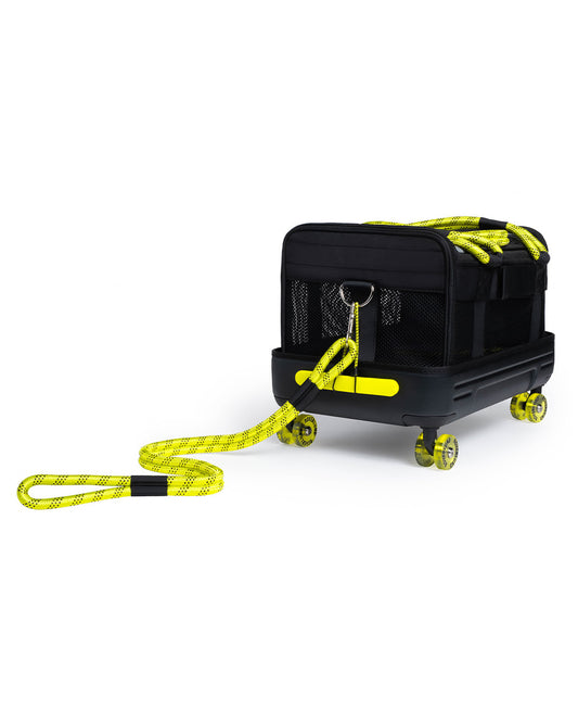 READY-TO-ROLL PET CARRIER & WHEEL BASE KIT